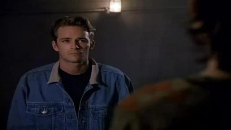 Кадры из сериала Беверли-Хиллз 90210 (1990)